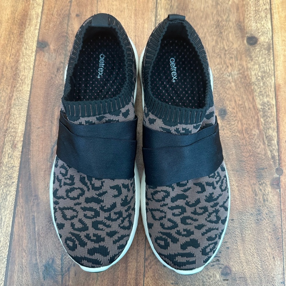 ☀️ AETREX Allie Leopard Arch Support Sneaker - Picture 6 of 13
